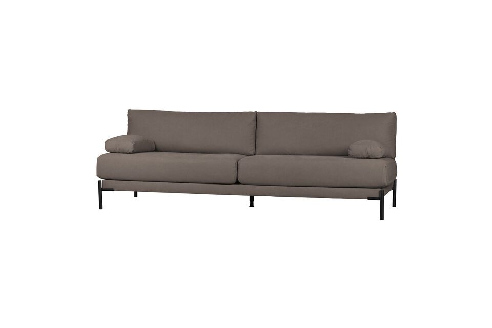 Looking for a neutral and trendy 3 seater sofa for your living room? The Sleeve sofa from vtwonen is