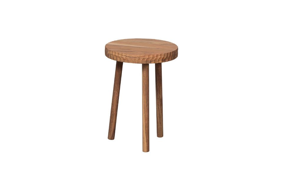 The Manzi Beige Acacia Wood Stool is distinguished by its resolutely rustic look
