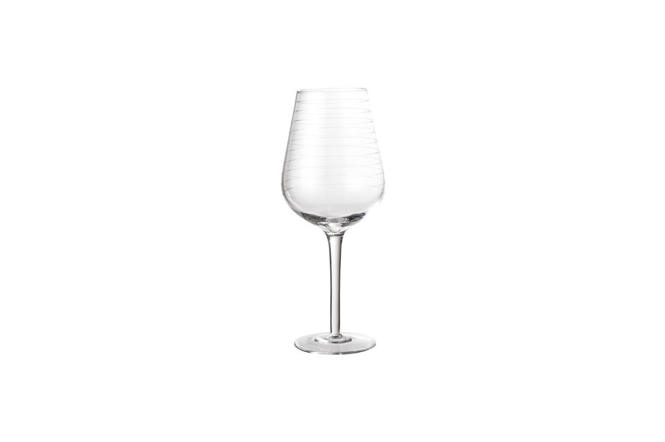 A symmetrical wine glass