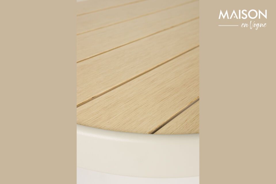 5 x 110 x 32 cm, it lends itself perfectly to welcoming your guests while inviting conviviality