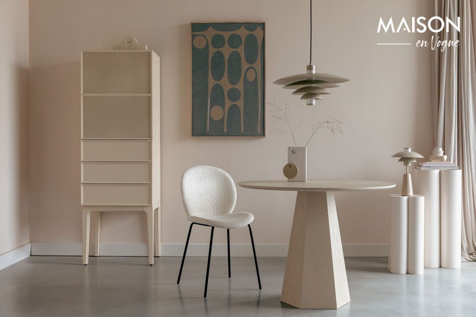 Elegant simplicity for shared moments.