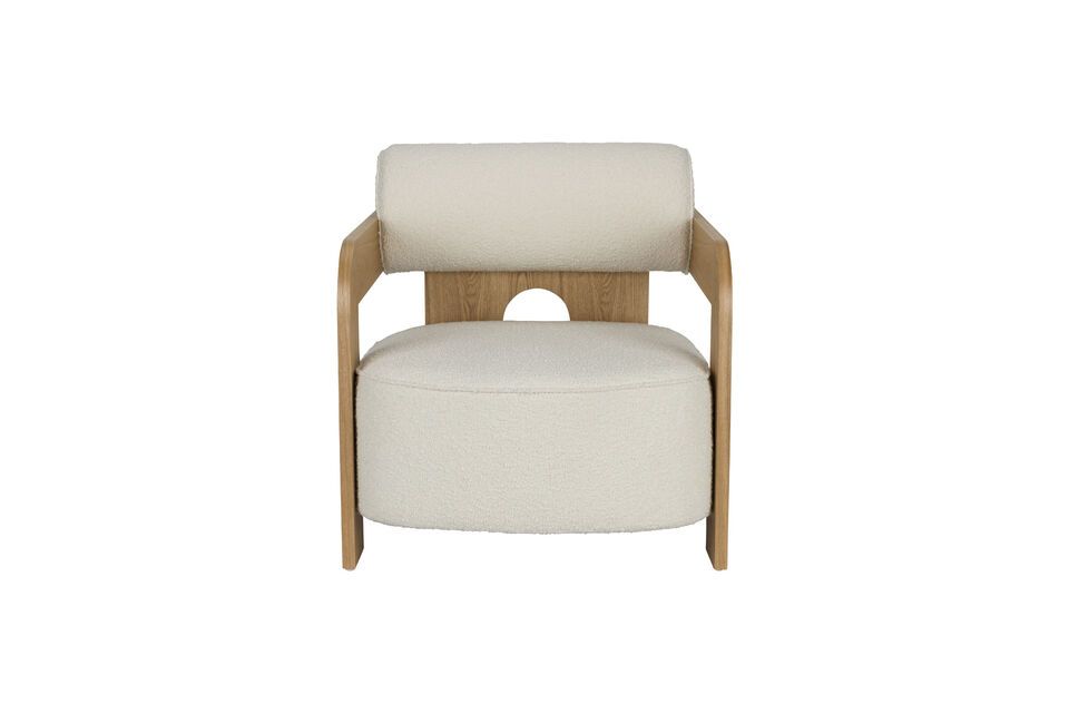 Cocooning elegance, a gentle invitation to share.