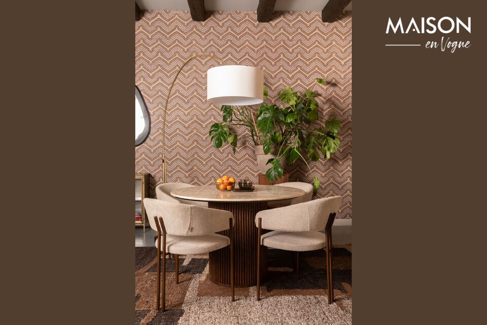 Mediterranean elegance and comfort for your meals.