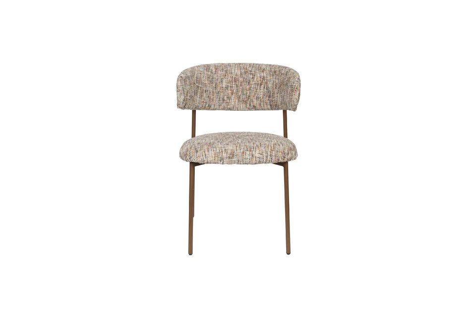 Imagine this chair in a dining room inspired by Scandinavian trends