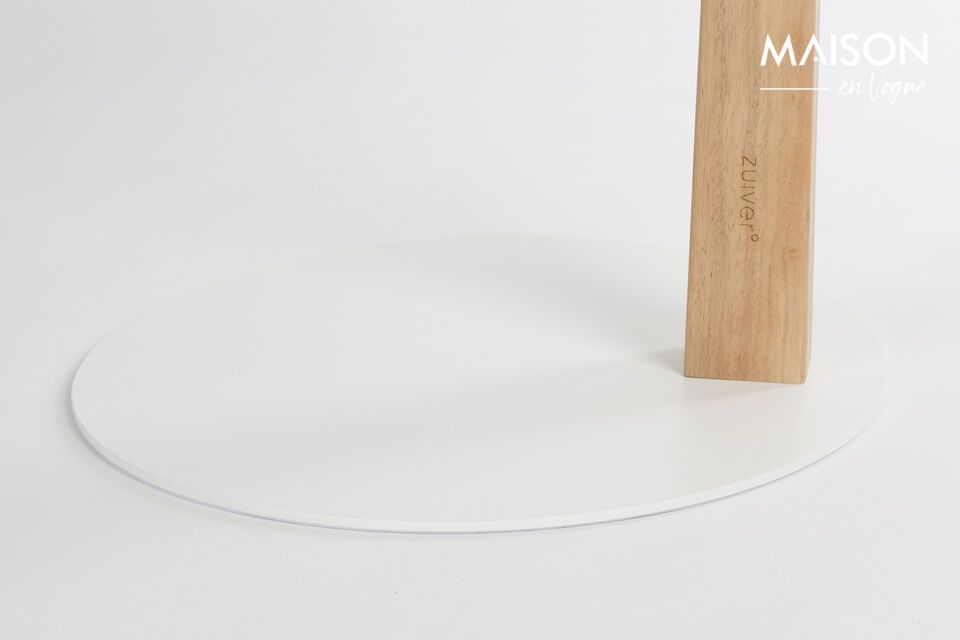 Textures meet in this design piece