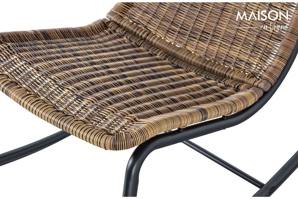Don\'t miss this opportunity to relax outdoors in style with the WOOD Tom rocking chair!