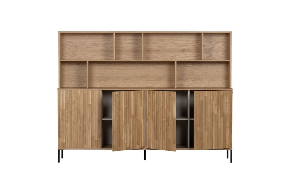It has seven storage spaces thanks to its open shelves, placed above the closed sideboard