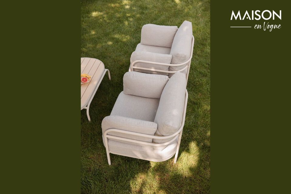 With its generous dimensions of 188x82x87 cm