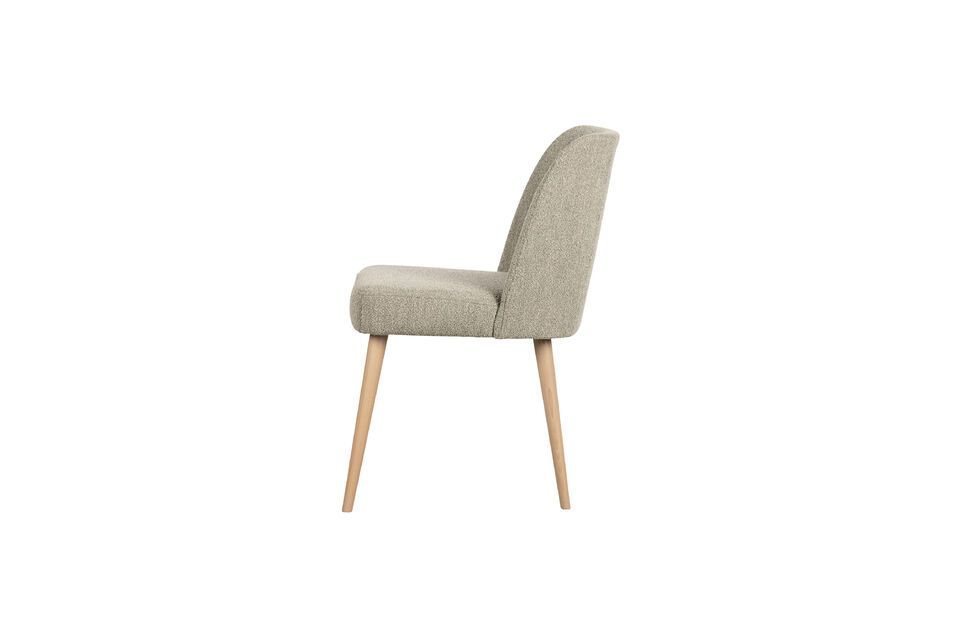 Bring a comforting atmosphere to your dining room with this Force chair