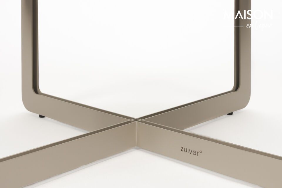 Its lacquered surface shimmers subtly
