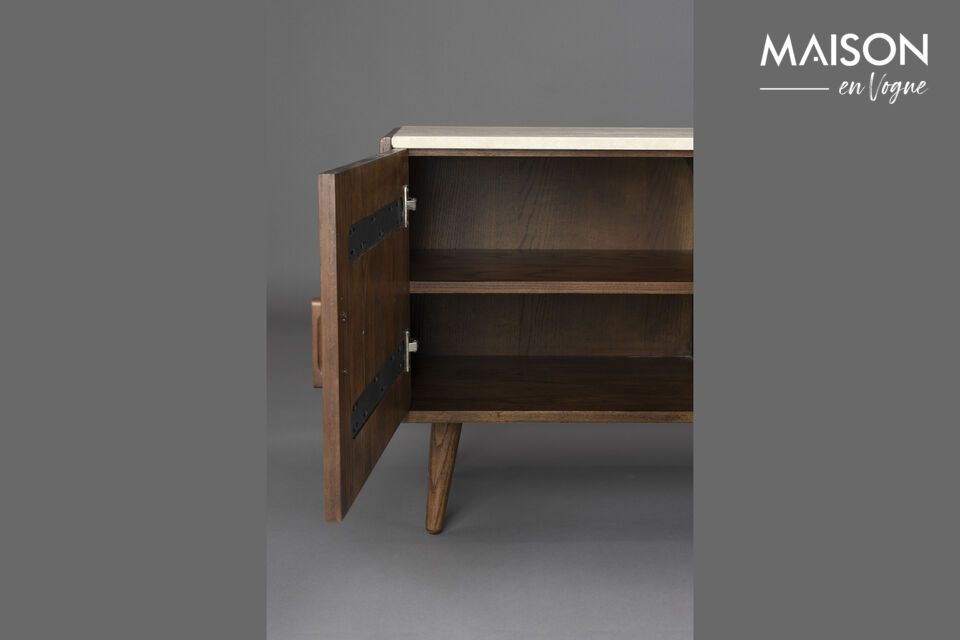 The Arda beige wooden sideboard is a piece that embodies the softness of a vintage interior