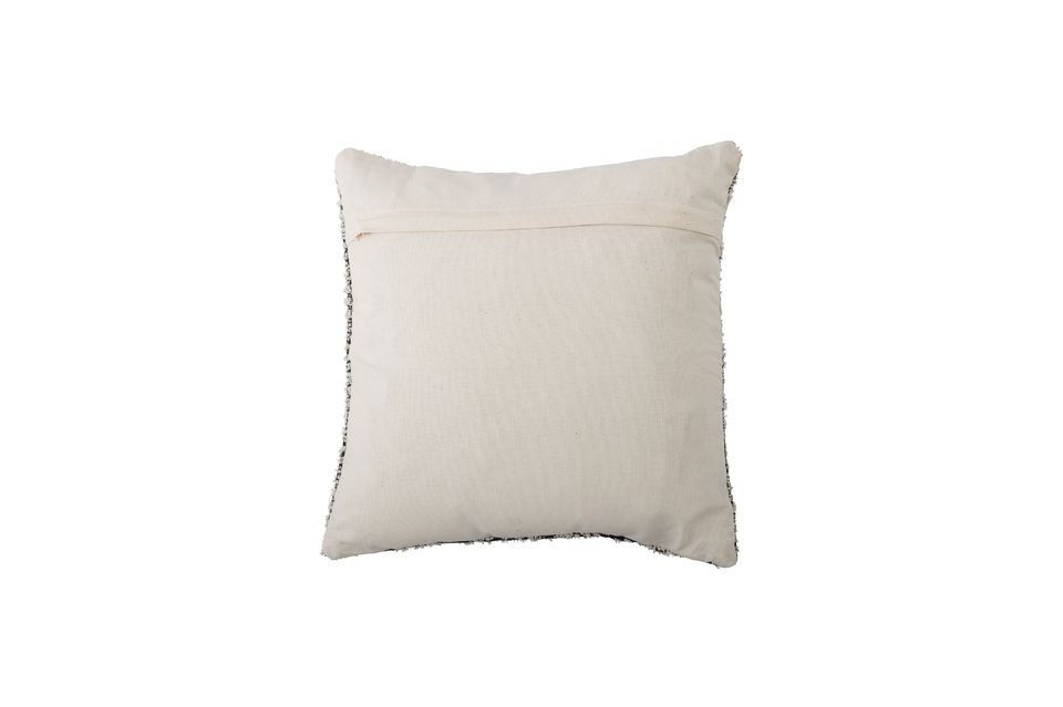The Kuno cushion from Bloomingville is a very special and beautiful cushion