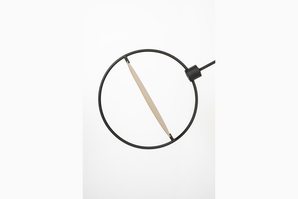Sirius\' easily adjustable gold disc lets you direct the light to suit your needs