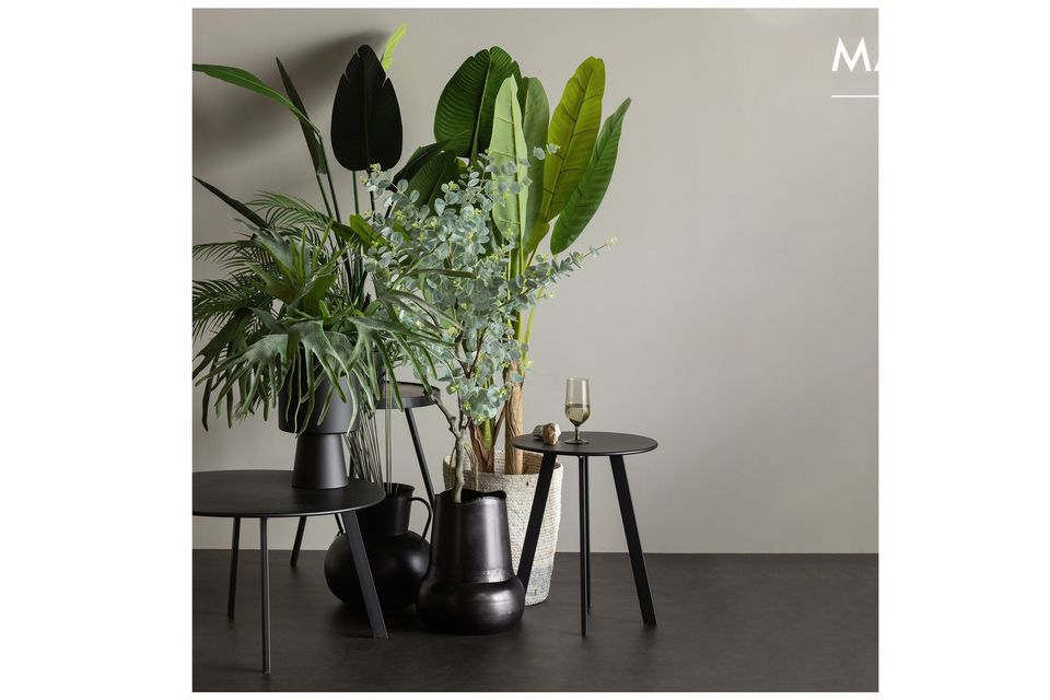 Coffee table in black metal Iron, finesse and elegance