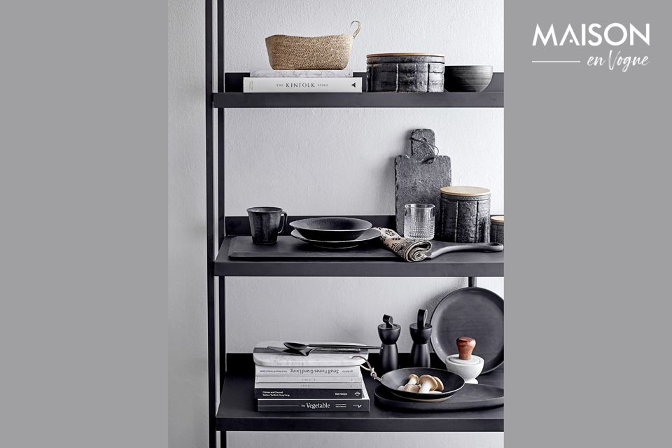 Black powder coated metal shelf with 6 shelves, very easy to assemble