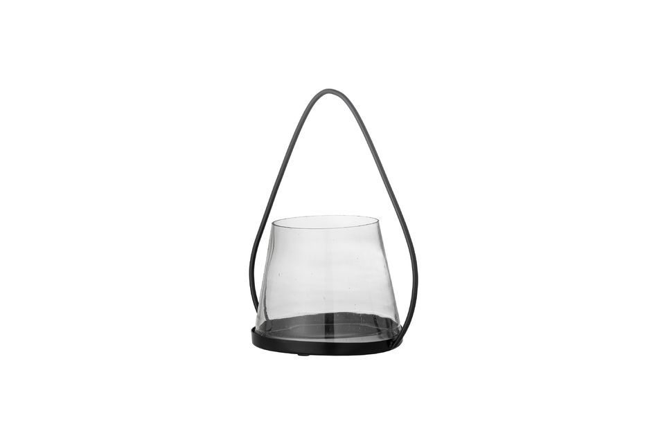 The Nana candle holder from Bloomingville combines glass and black metal with modernity