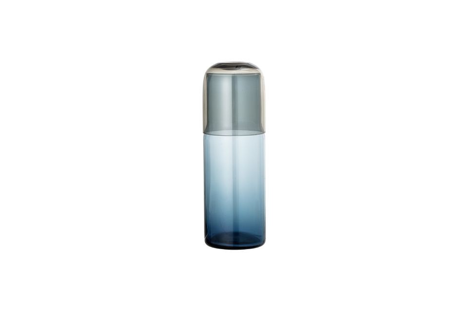 The accompanying glass can be refilled endlessly, encouraging the consumption of much-needed water