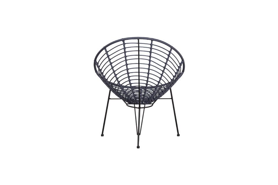 The base of the chair is made of black metal for a stylish contrast