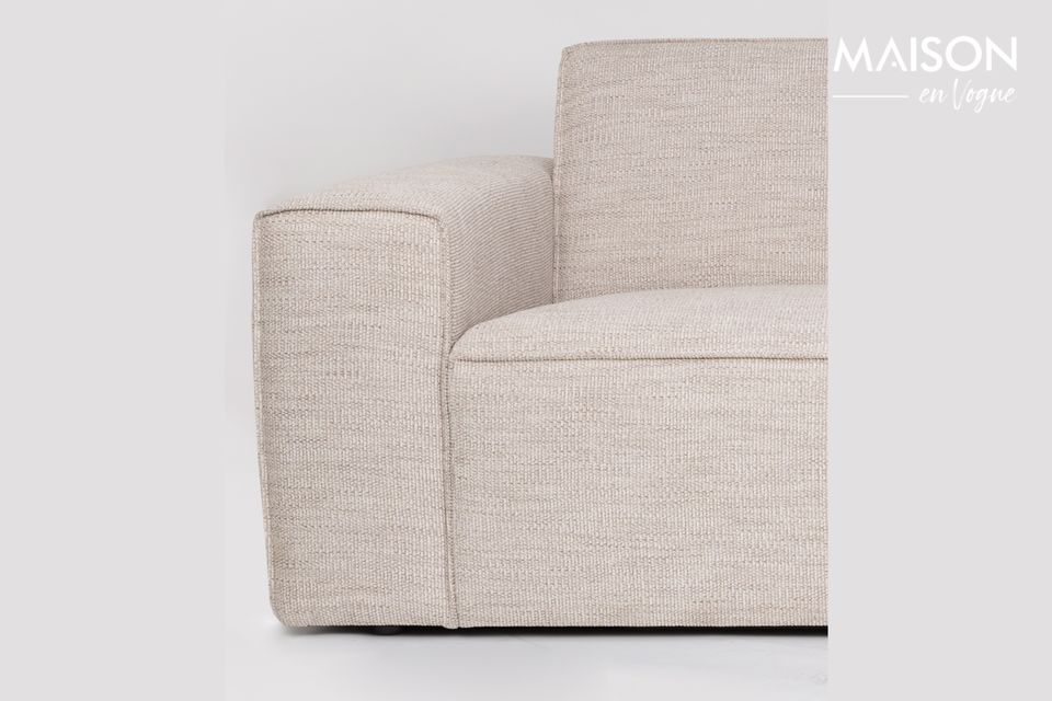 It has a soft fabric seat and tone-on-tone stitching to underline its refined look