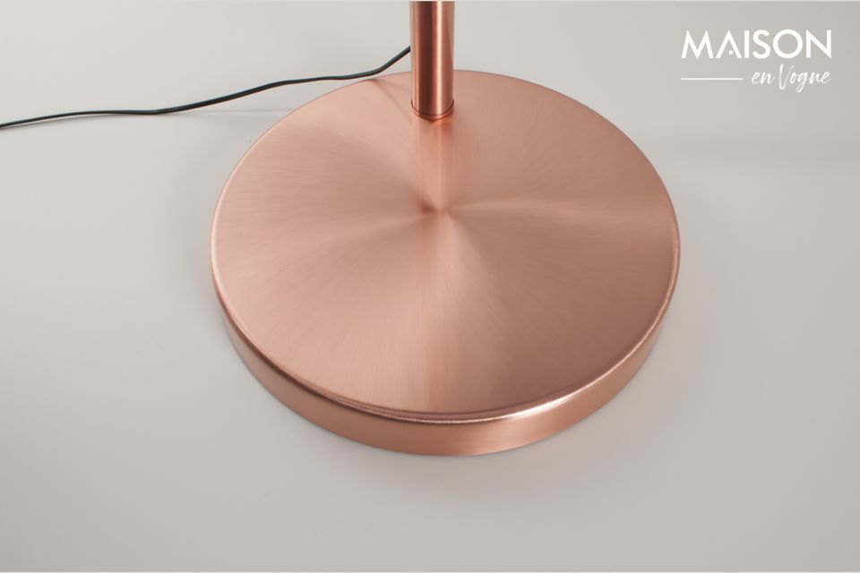 The slender and spectacular silhouette of the Copper Bow Lamp is not to be forgotten