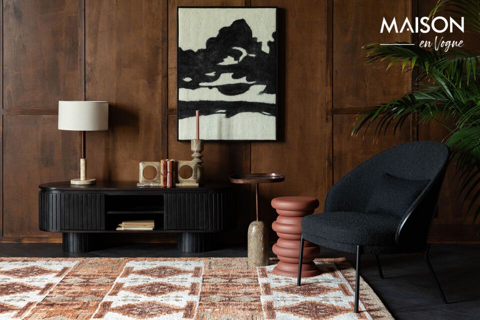 Raw elegance in mango wood.