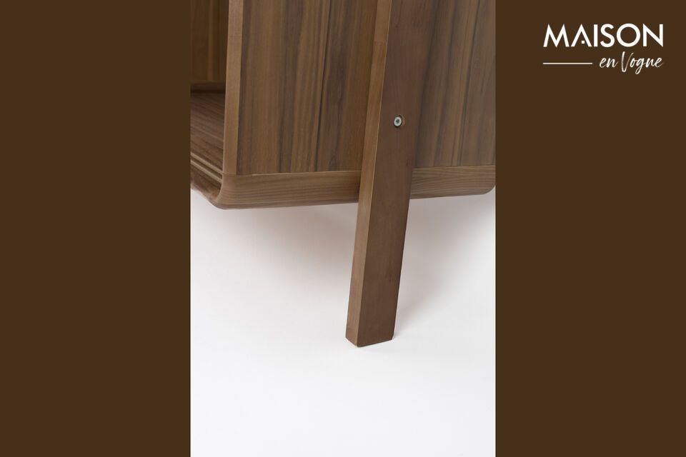 Whether accompanied by a soft fabric armchair or subtle lighting