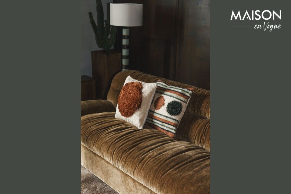 Vintage charm and irresistible comfort combined.