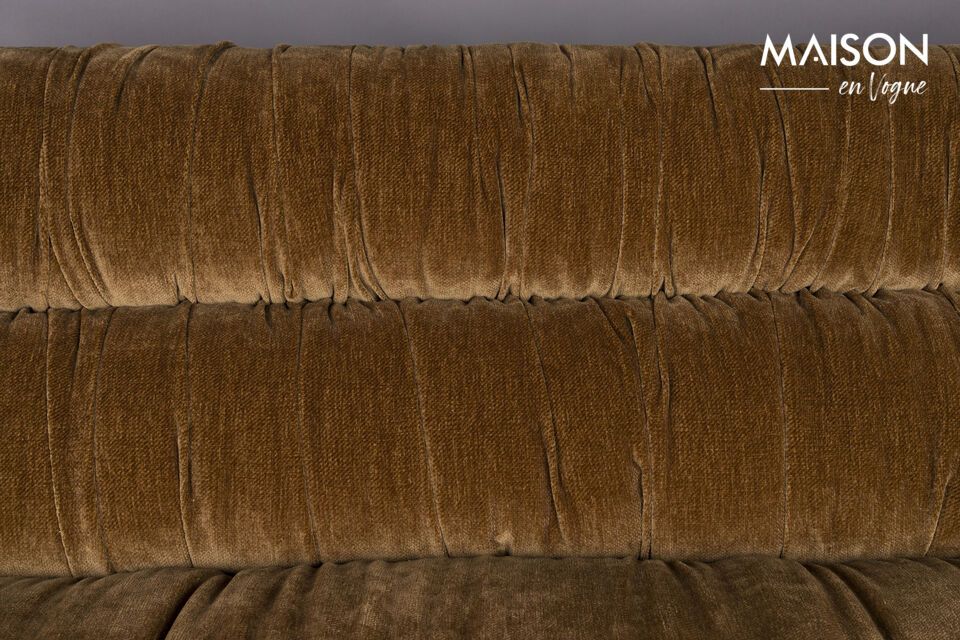 This piece of furniture doesn\'t limit itself to its function: it becomes a real focal point