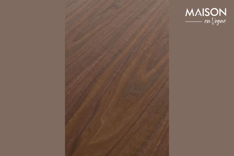 The Laurent table is a central element of your interior, combining conviviality and elegance