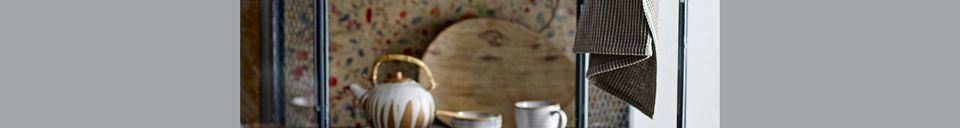 Material Details Camélia stoneware round teapot