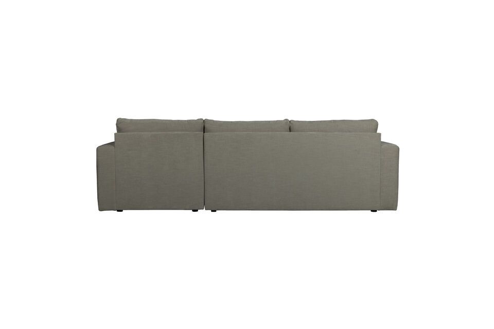 With removable back cushions that feature a zipper closure
