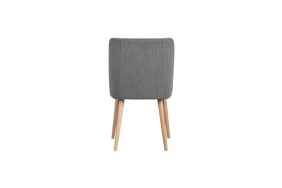 This chair by Dutch manufacturer Woood combines comfort and elegance