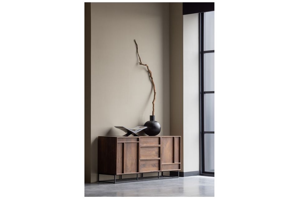 Elegant mango wood sideboard with drawers