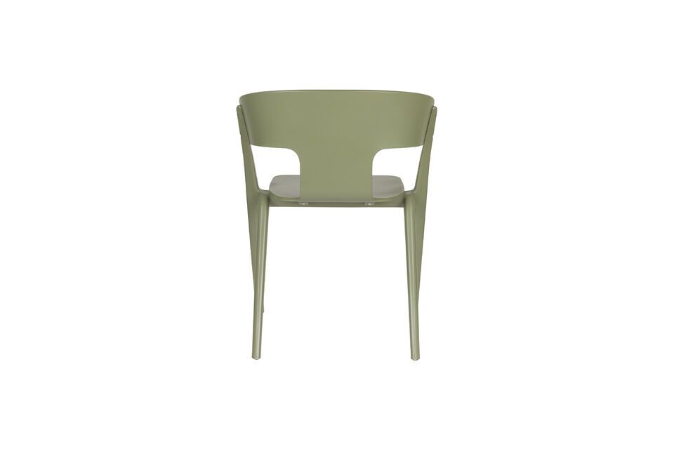 Imagine it with an attractive light wood table