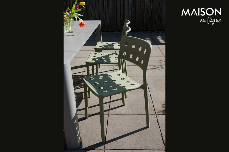 Inspired by the clean lines and invigorating hues of the surrounding countryside