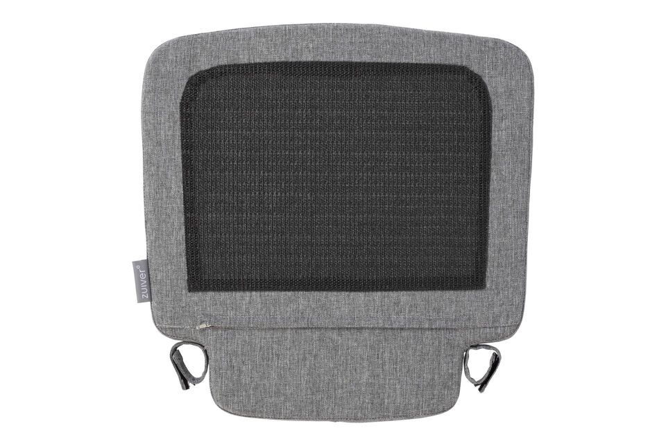 Transform your garden chair with the Friday cushion.