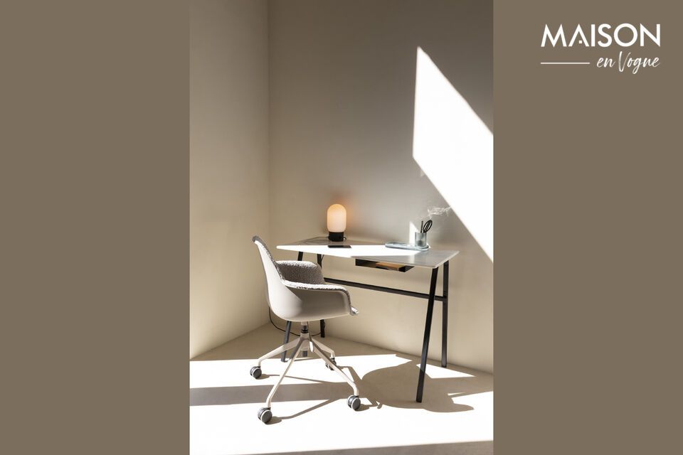 Whether for a day at the office or a workspace at home, this chair promises both style and comfort