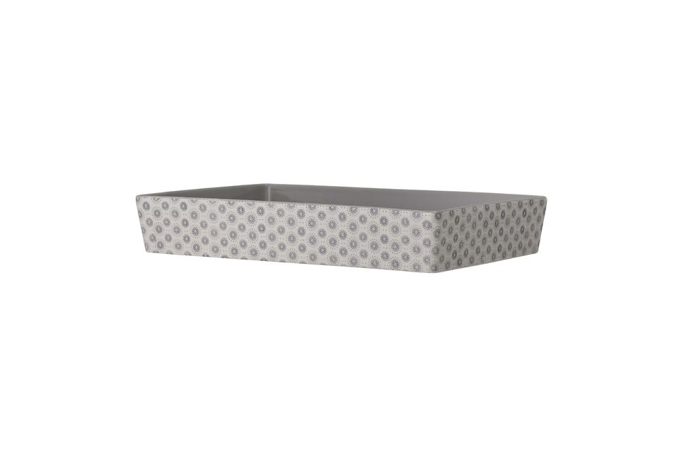 The Elsa serving dish from Bloomingville is a beautiful piece with Mediterranean accents