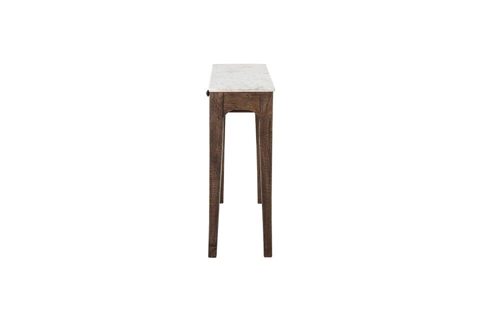 With its well-thought-out dimensions (L79 x H76 x D28 cm)
