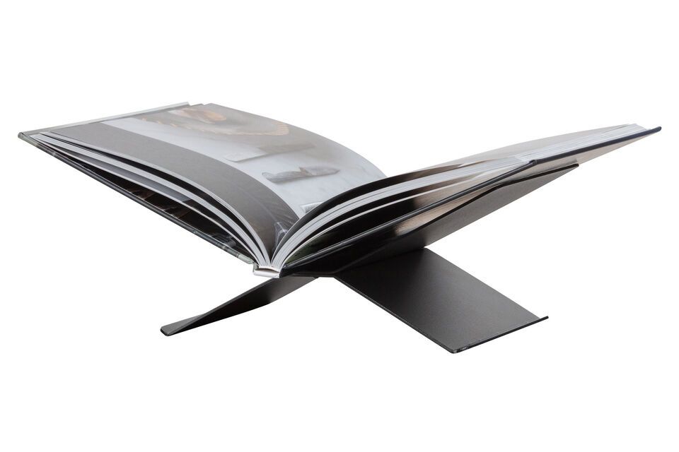 Designed by the brand WOOD, it has clean lines with rounded corners and edges
