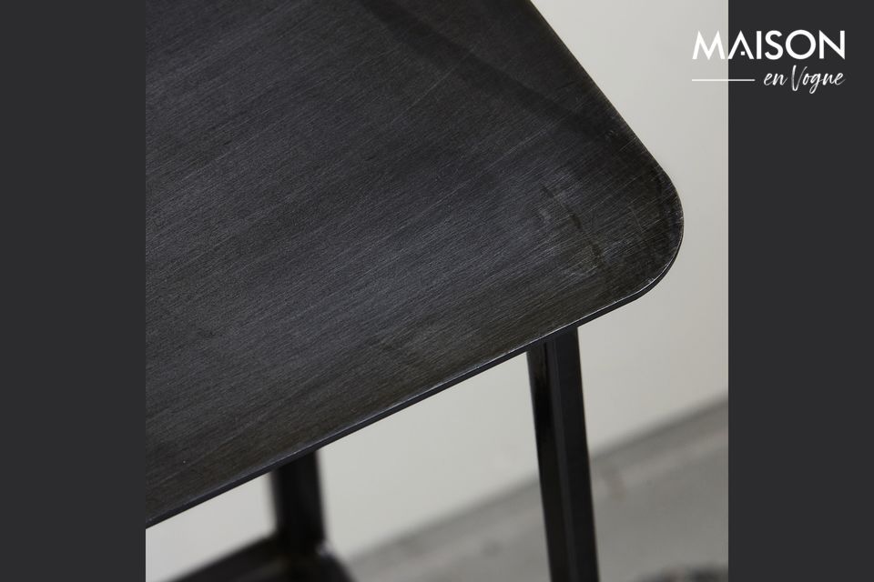 Large stool with minimalist look
