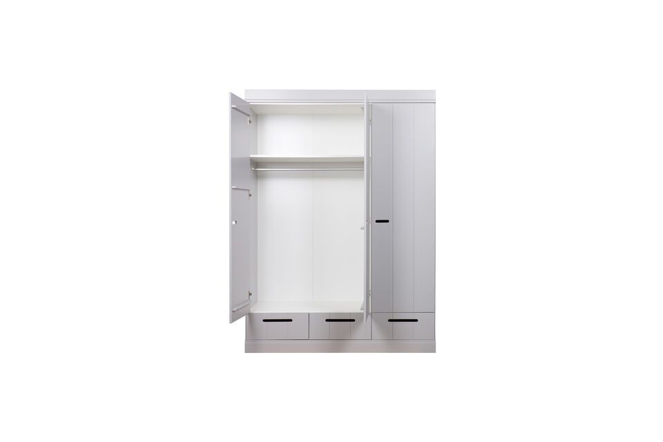 Behind the right door there are 3 shelves that form 4 compartments of different heights while the