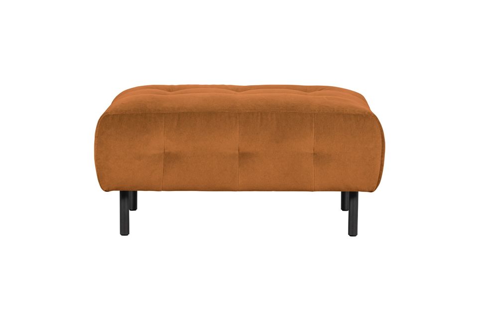 It features classic, clean sofa lines and makes its sofas a great value for any interior