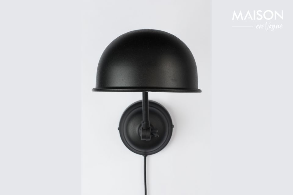 Bell-shaped wall light in lacquered iron
