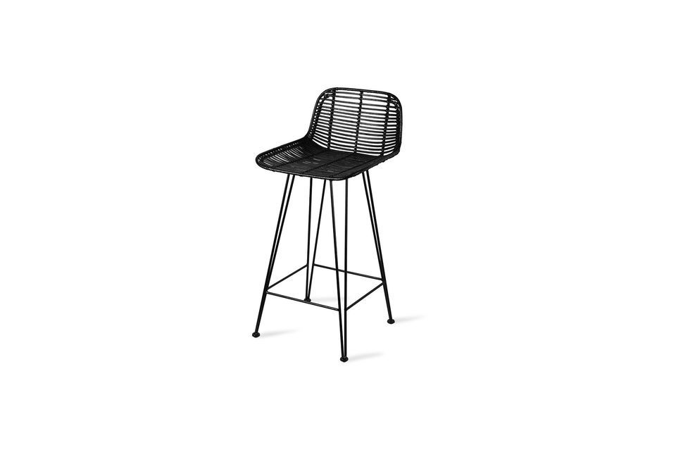 With its ideal dimensions and its height of 93 cm