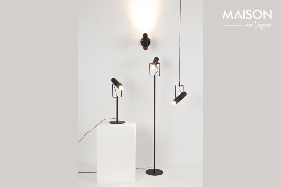 By creating the black Marlon wall light