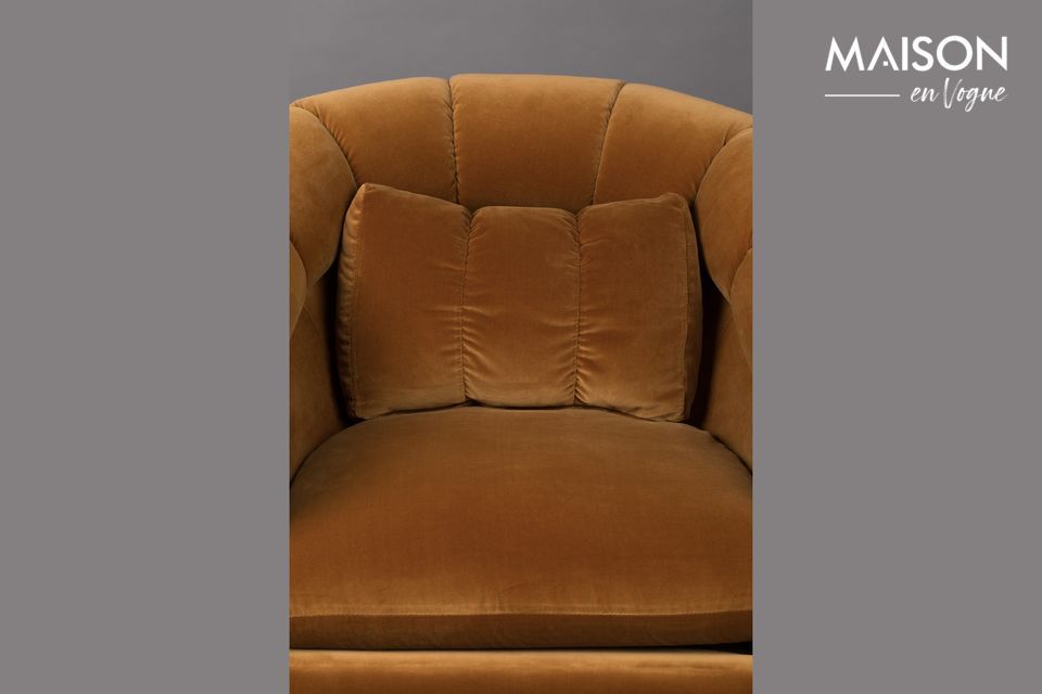 Member Lounge Chair Whisky Dutch Bone A very trendy vintage chair