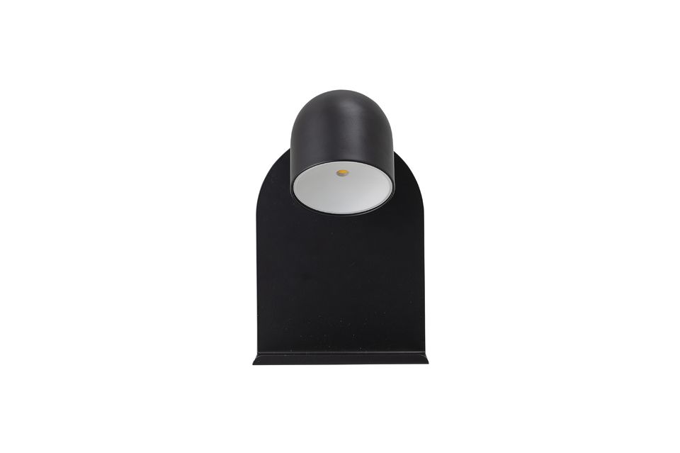 This imposing wall lamp is very modern thanks to its all-metal construction and its black colour