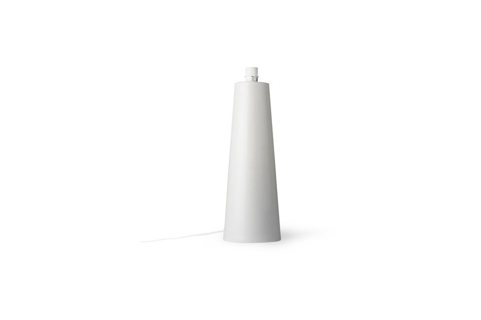 Its matt and plain design, very pure, will easily find its place in your interior