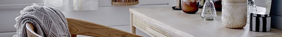 Material Details Oak dining chair Vitus